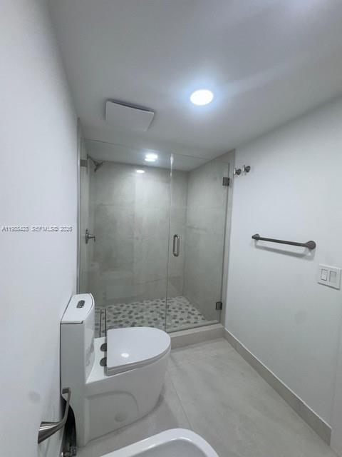 VENETIAN ISLE CONDO - Residential Lease