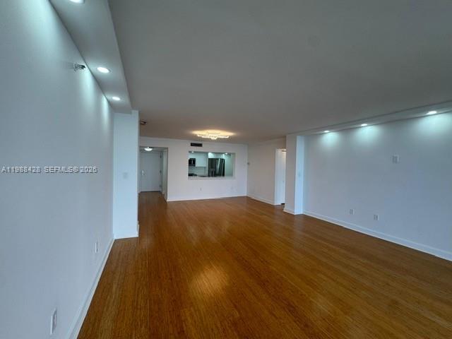 VENETIAN ISLE CONDO - Residential Lease