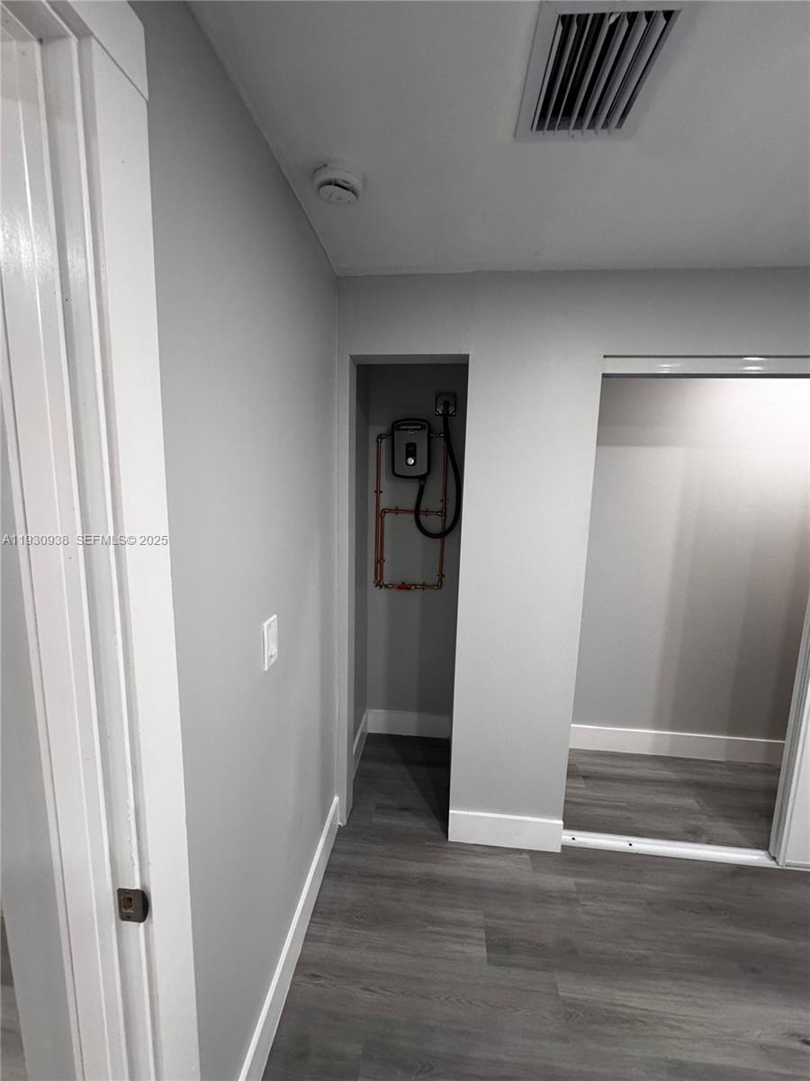 MELROSE HGTS 3RD SEC - Residential Lease