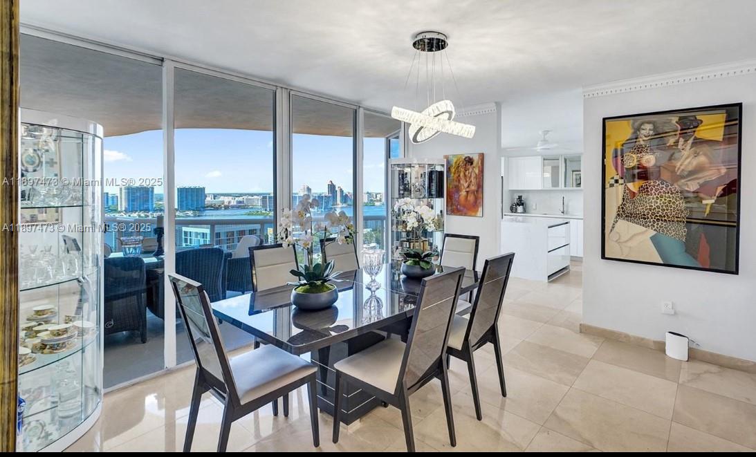 THE PINNACLE CONDO - Residential