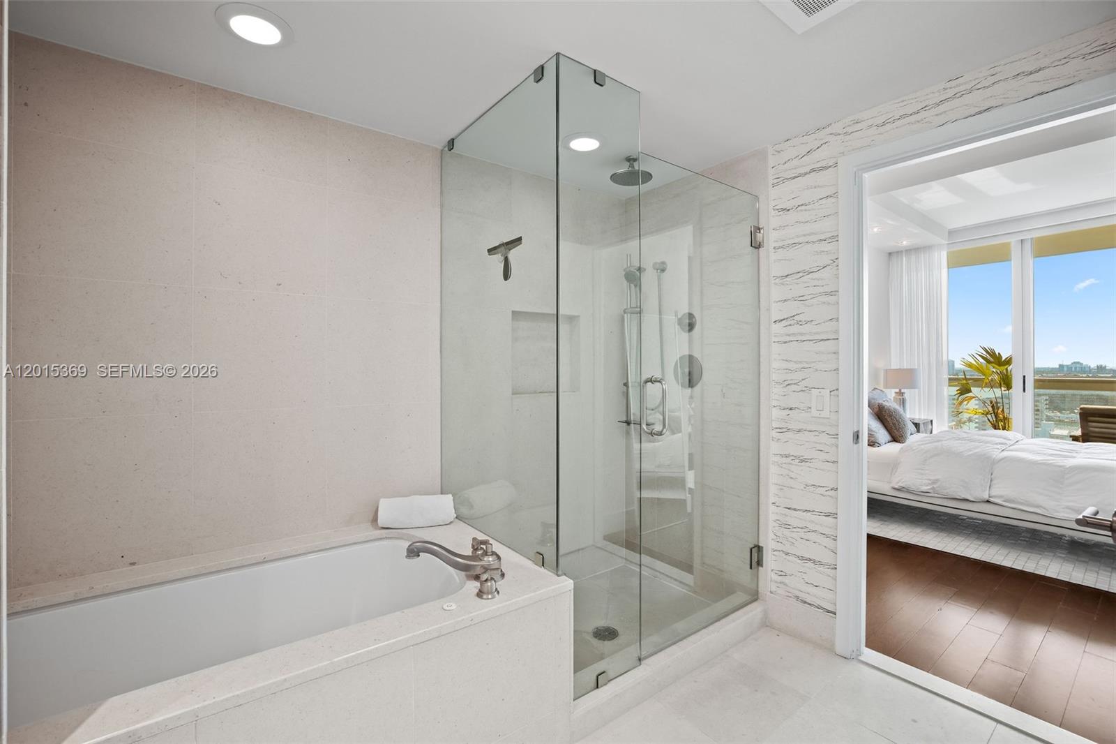 NORTH CARILLON BEACH COND - Residential Lease