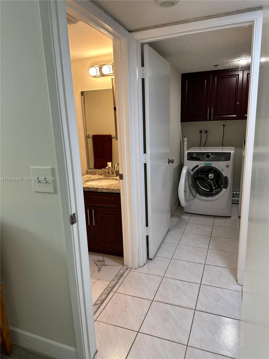 CYPRESS BEND CONDOMINIUM - Residential