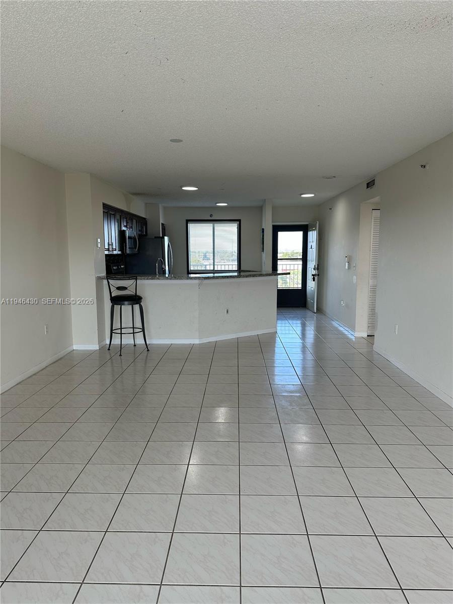 CYPRESS BEND CONDOMINIUM - Residential