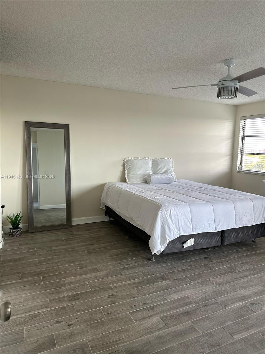 CYPRESS BEND CONDOMINIUM - Residential