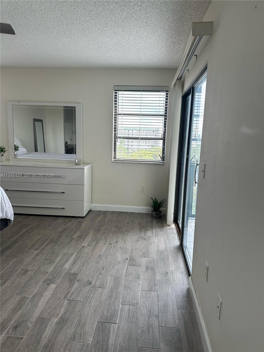 CYPRESS BEND CONDOMINIUM - Residential