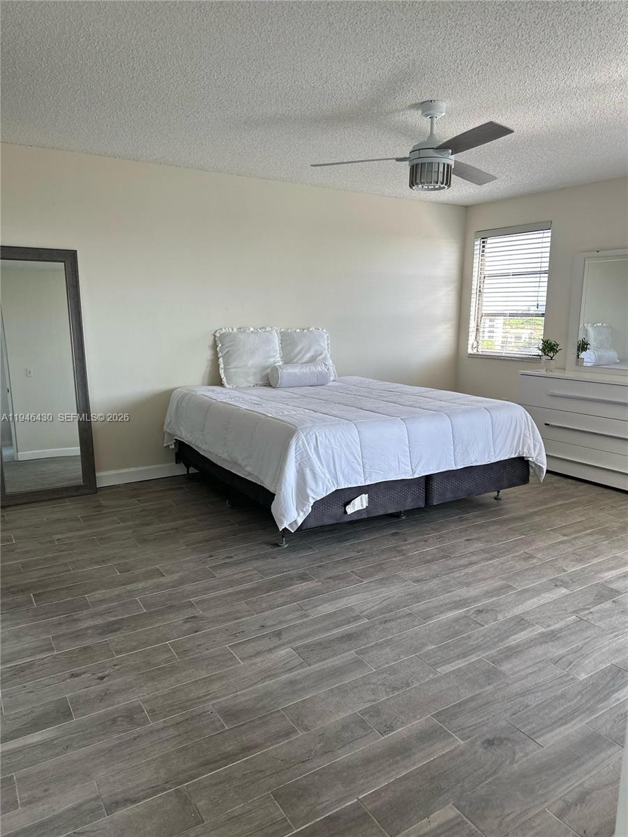 CYPRESS BEND CONDOMINIUM - Residential