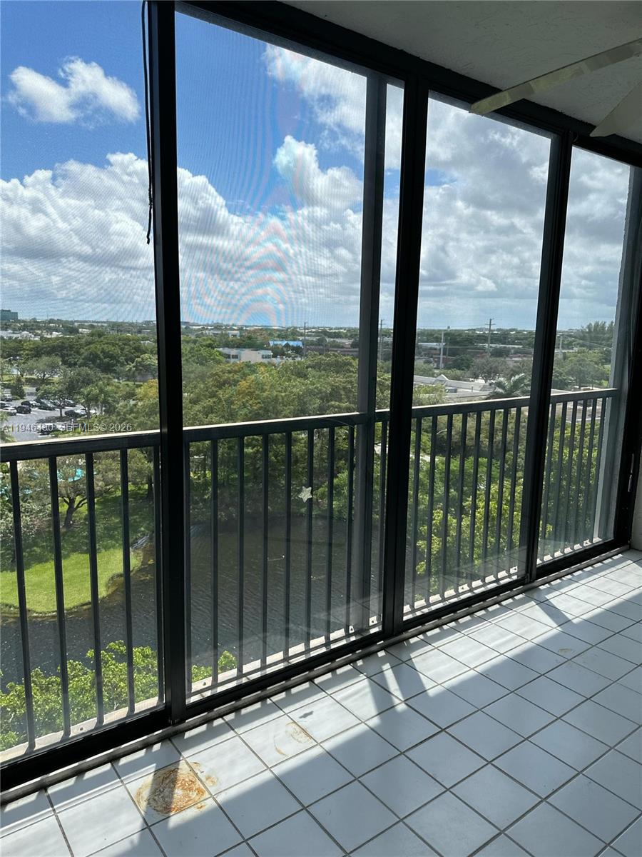 CYPRESS BEND CONDOMINIUM - Residential