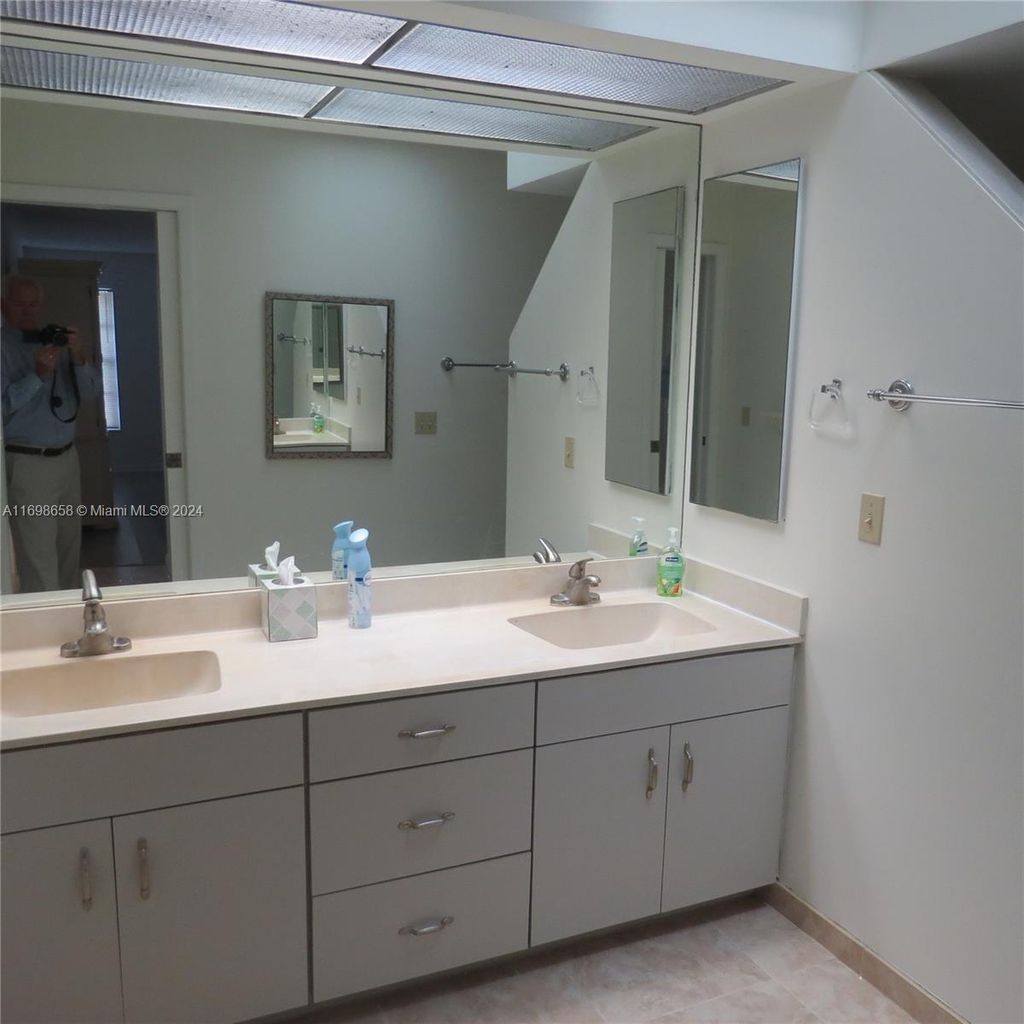 Photo of 6213 SE Tory Pl #6213, Hobe Sound, FL 33455 (MLS # A11698658)