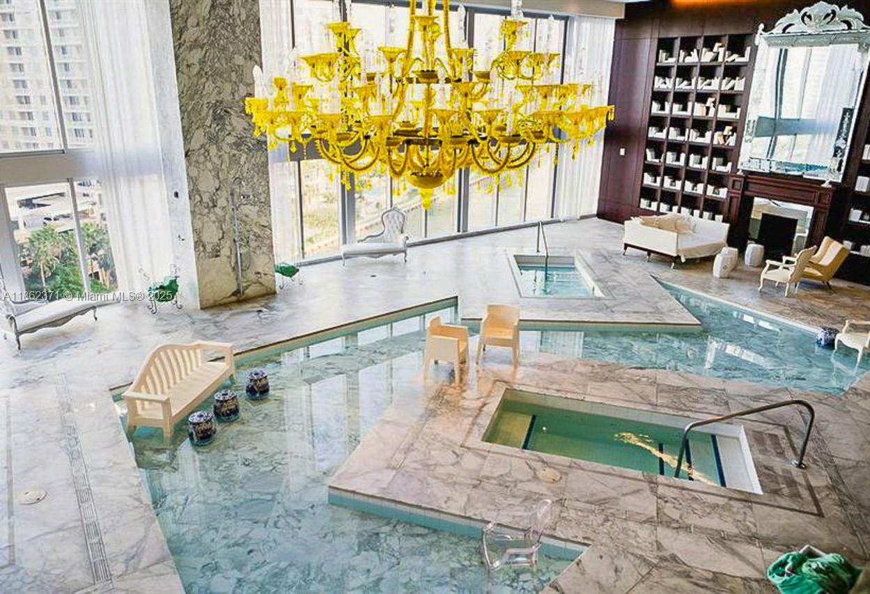 ICON BRICKELL NO TWO - Residential