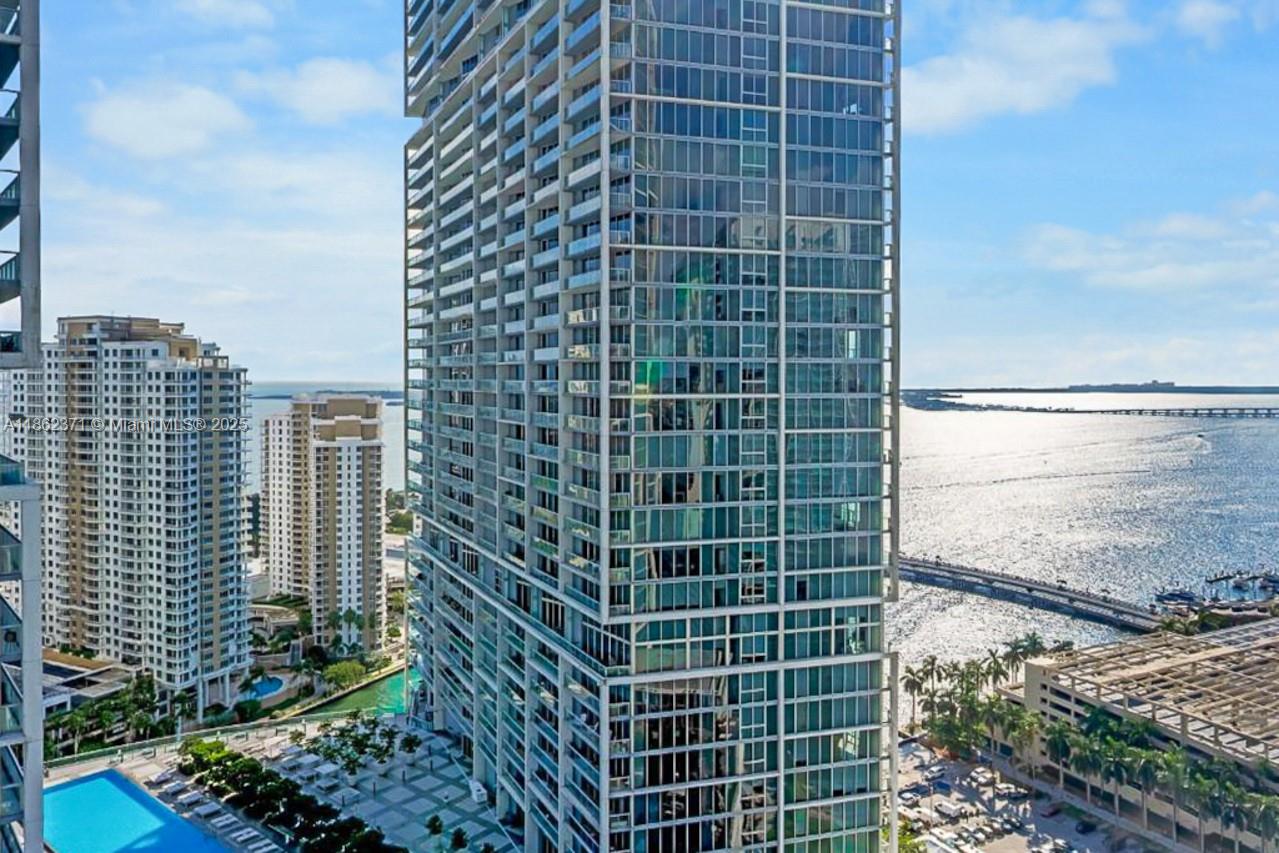 ICON BRICKELL NO TWO - Residential