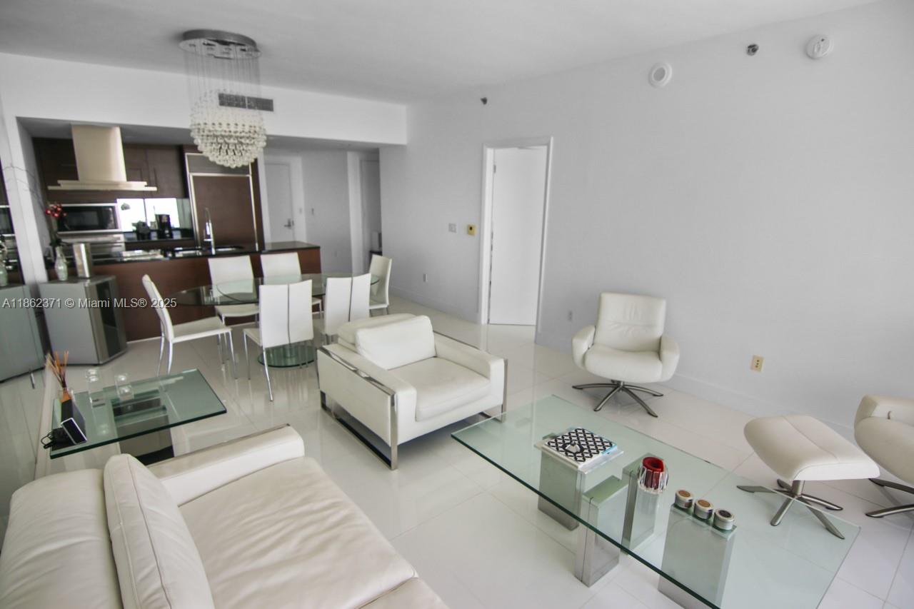 ICON BRICKELL NO TWO - Residential