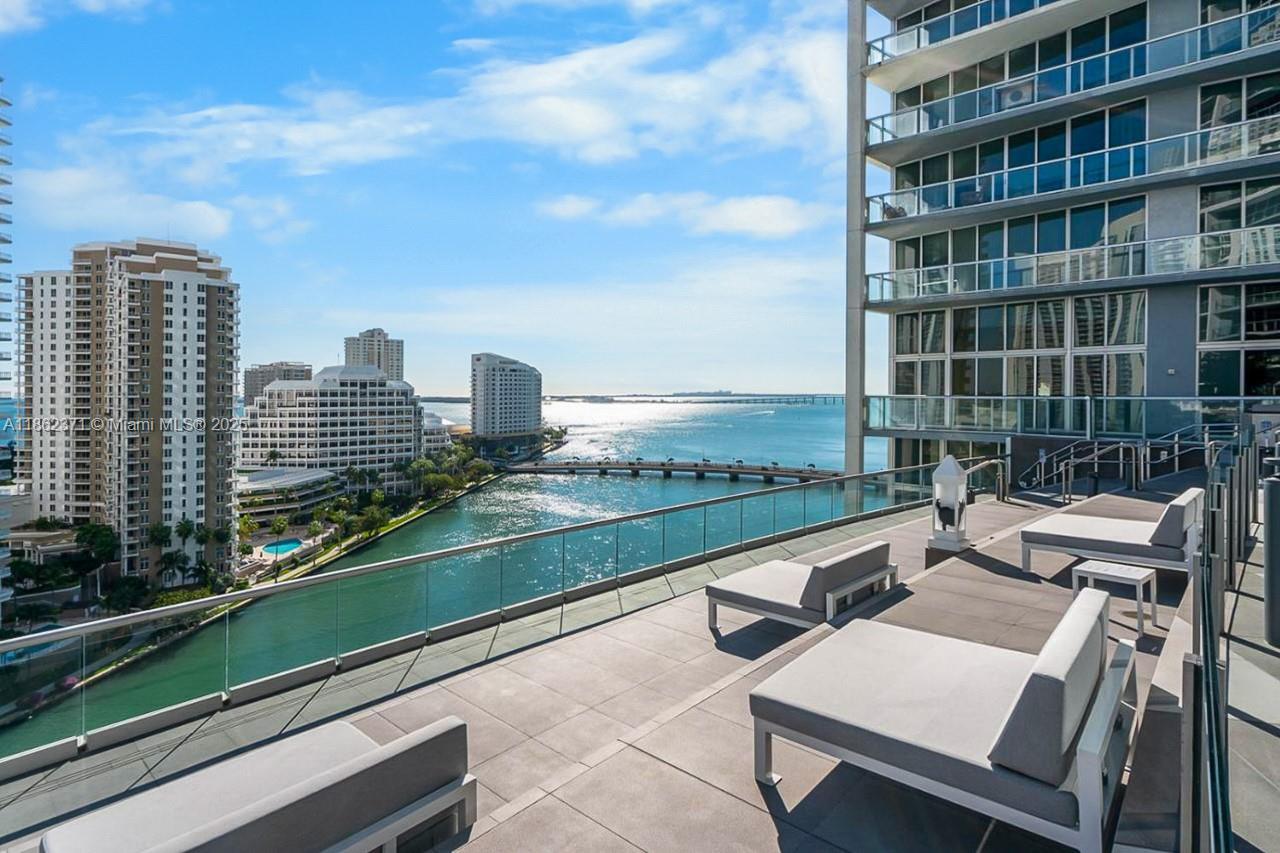 ICON BRICKELL NO TWO - Residential