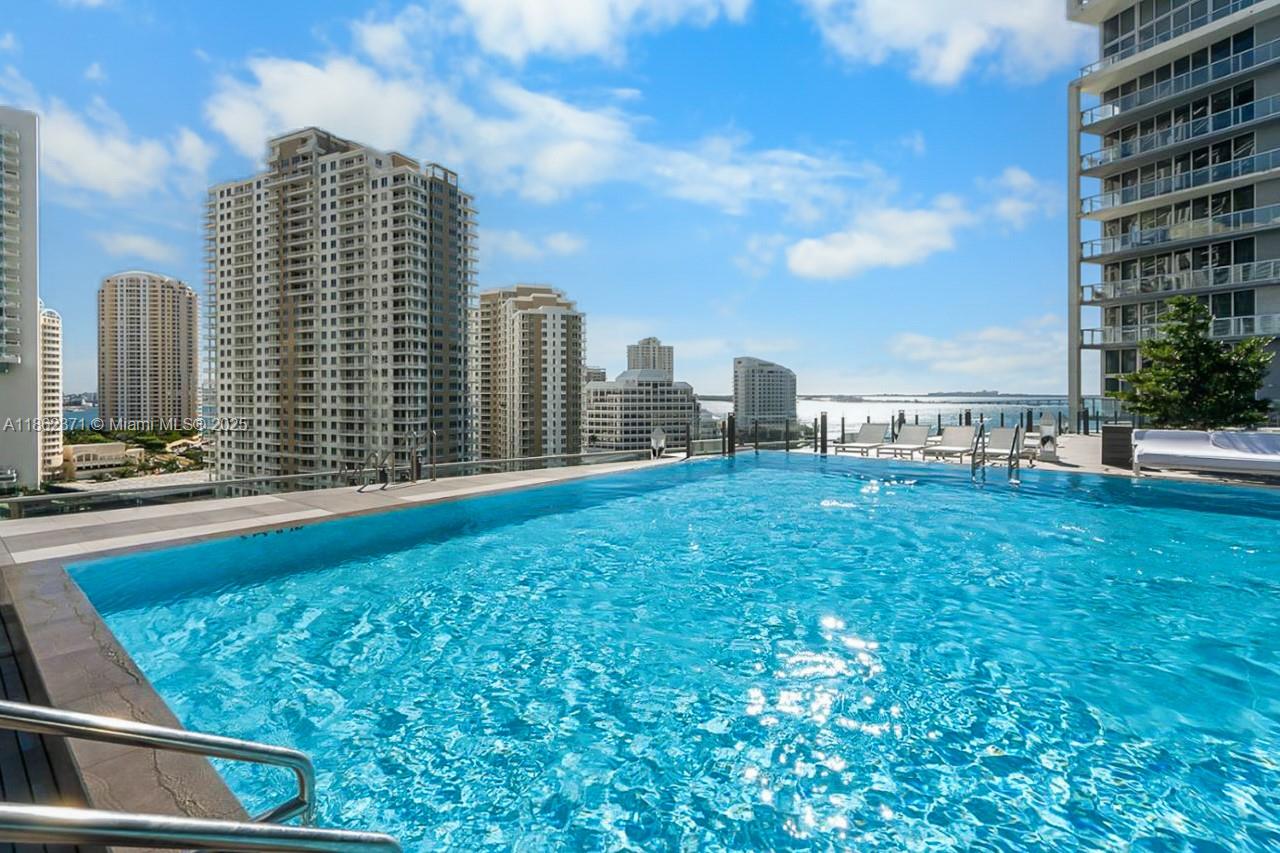 ICON BRICKELL NO TWO - Residential