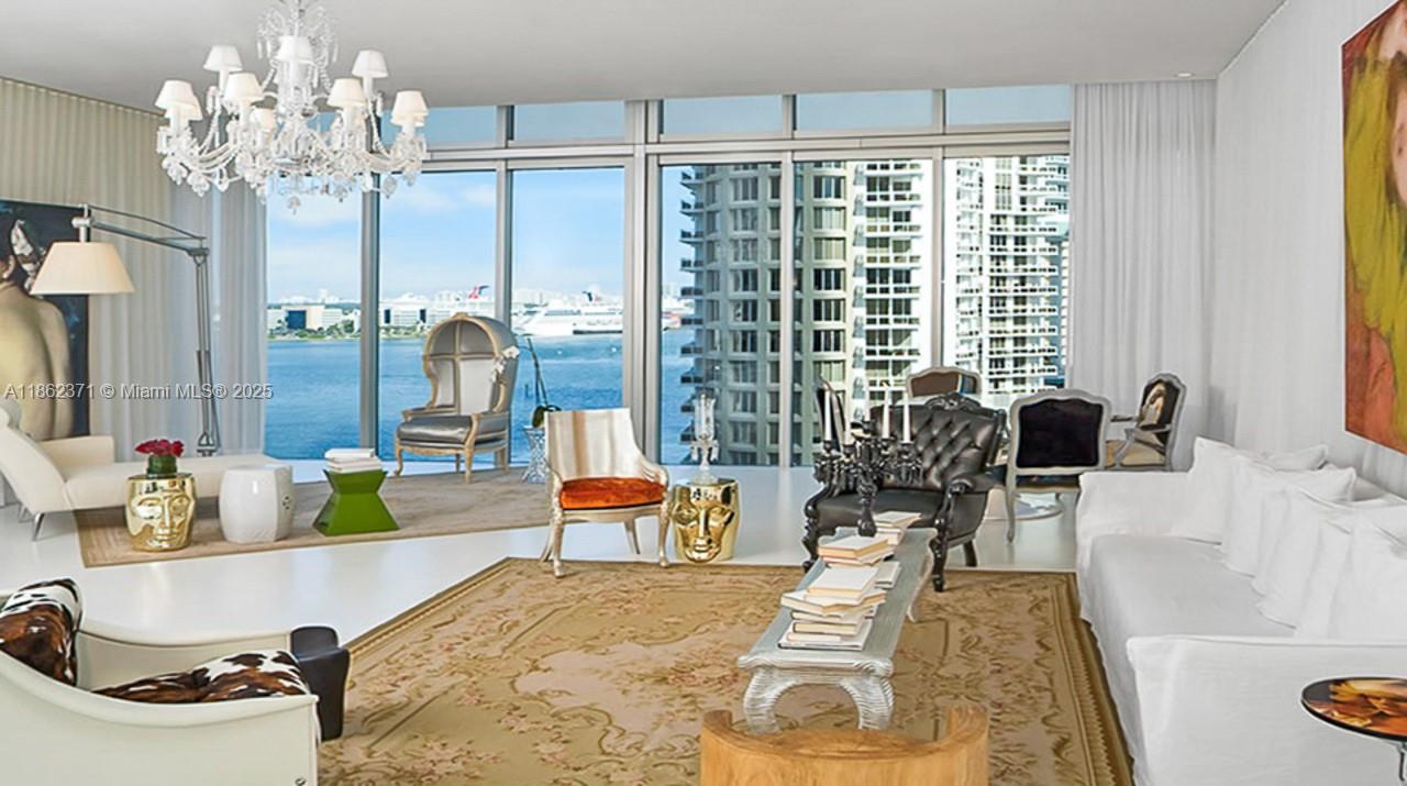 ICON BRICKELL NO TWO - Residential