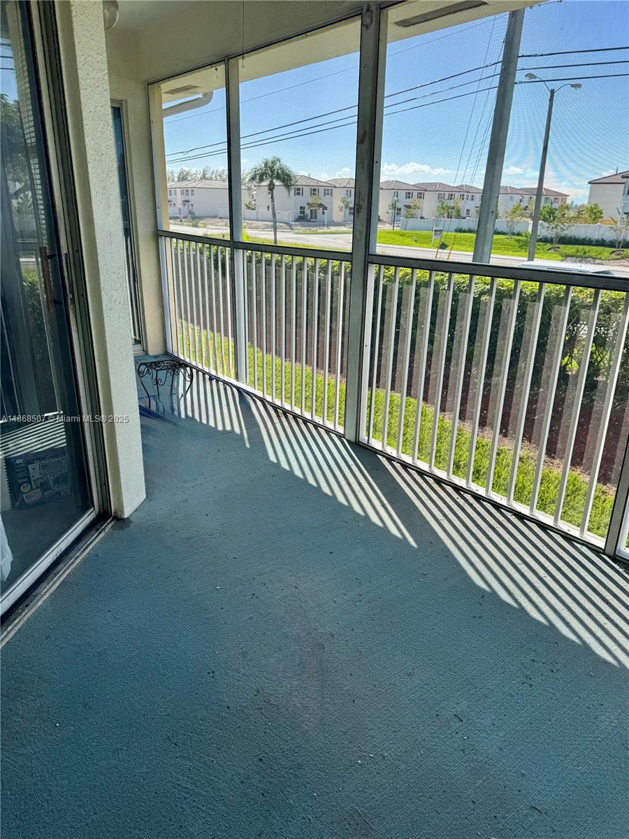 KEYS GATE CONDO NO SEVEN - Residential