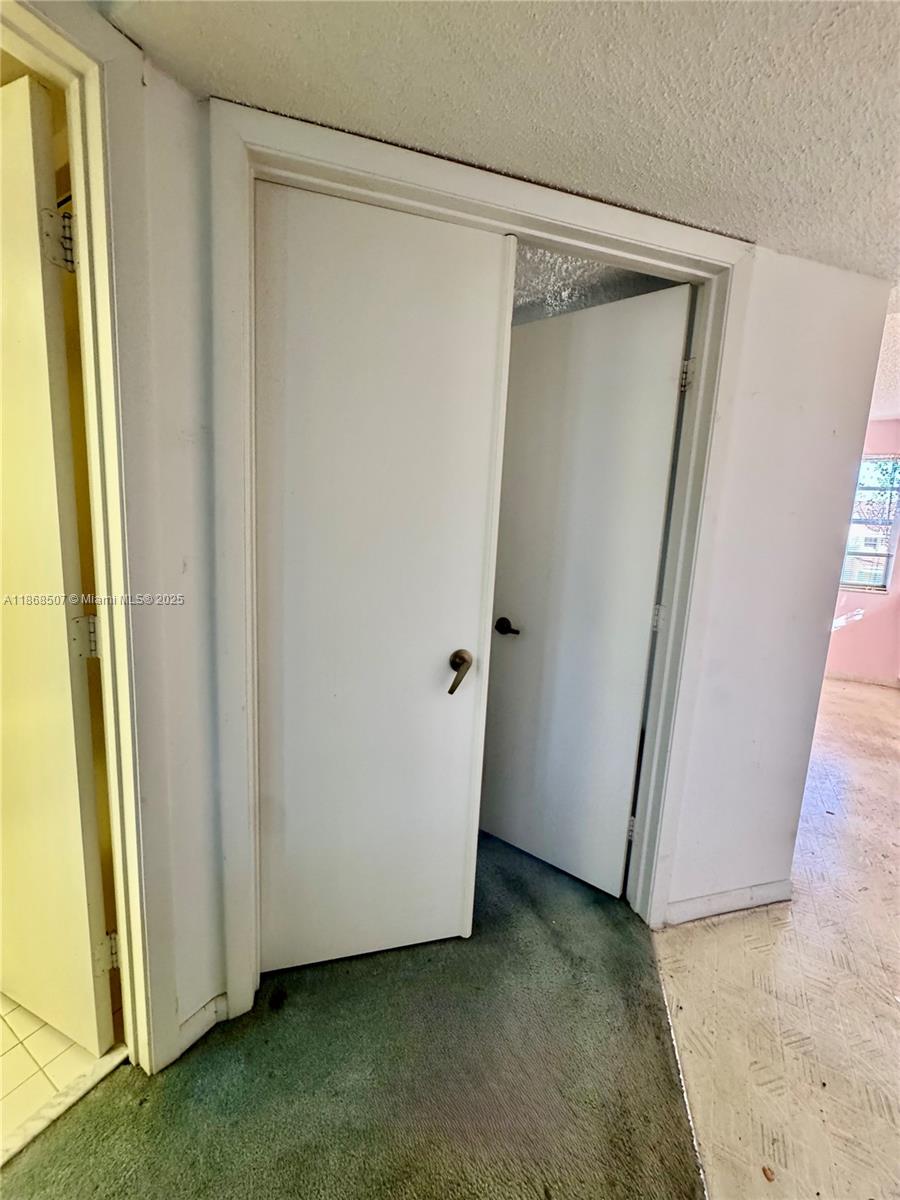 KEYS GATE CONDO NO SEVEN - Residential