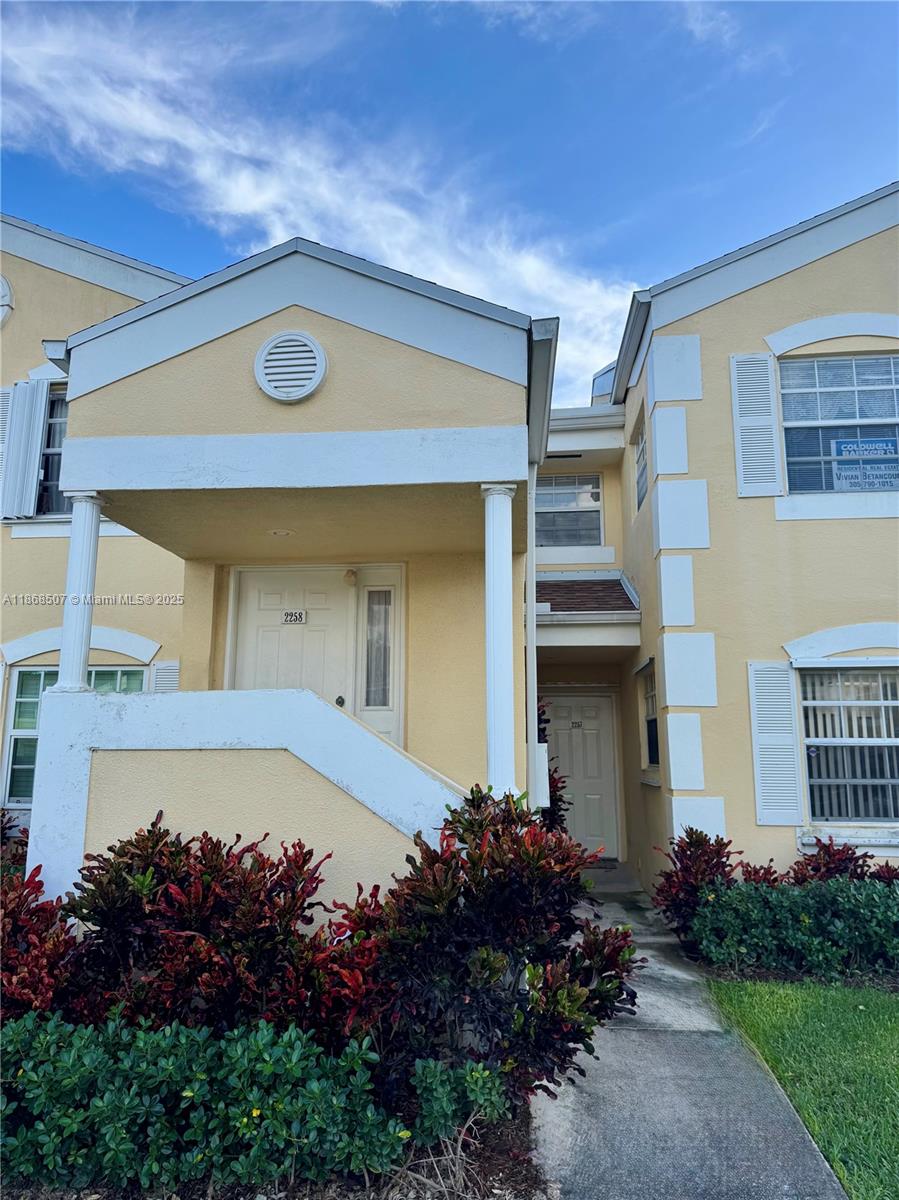 KEYS GATE CONDO NO SEVEN - Residential