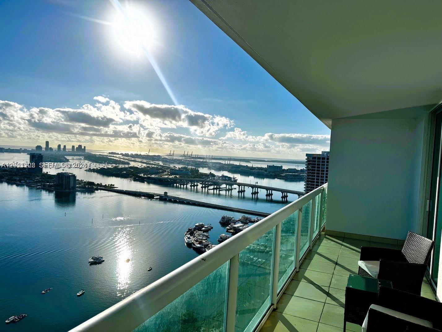 1800 N Bayshore Dr 3807