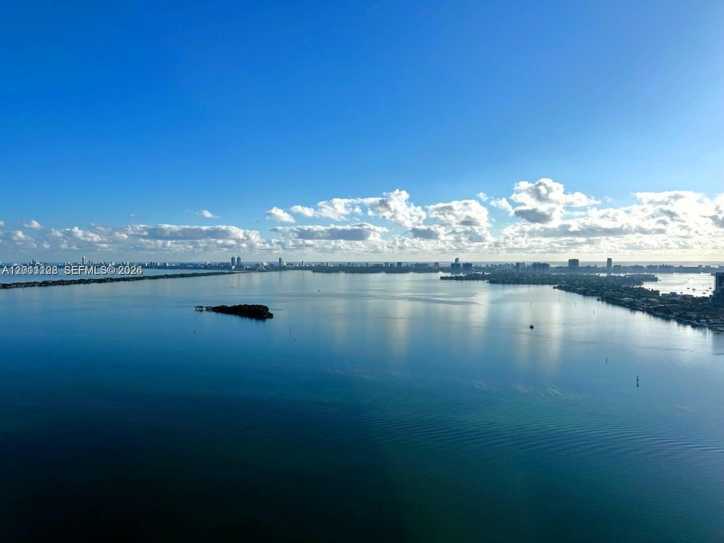 1800 N Bayshore Dr 3807