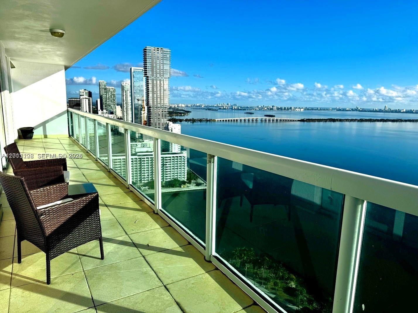 1800 N Bayshore Dr 3807