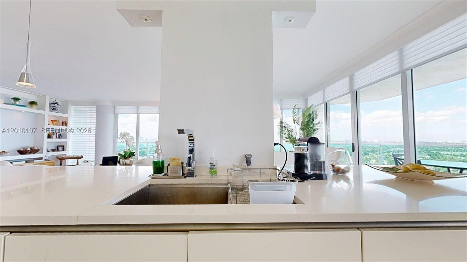 CAPOBELLA CONDO - Residential