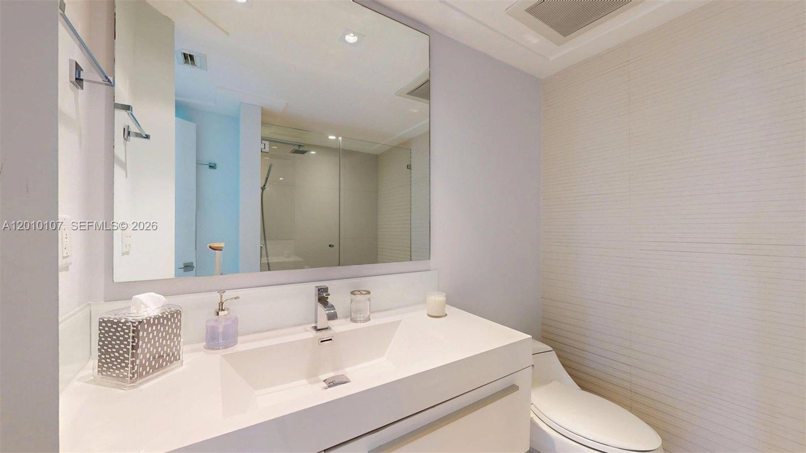 CAPOBELLA CONDO - Residential