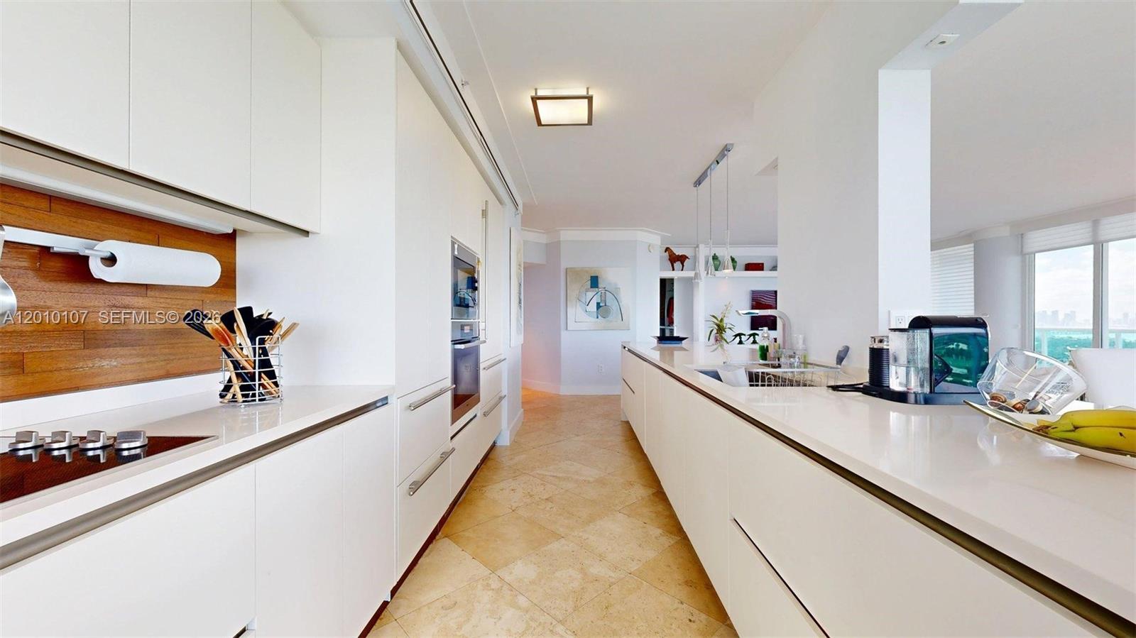 CAPOBELLA CONDO - Residential