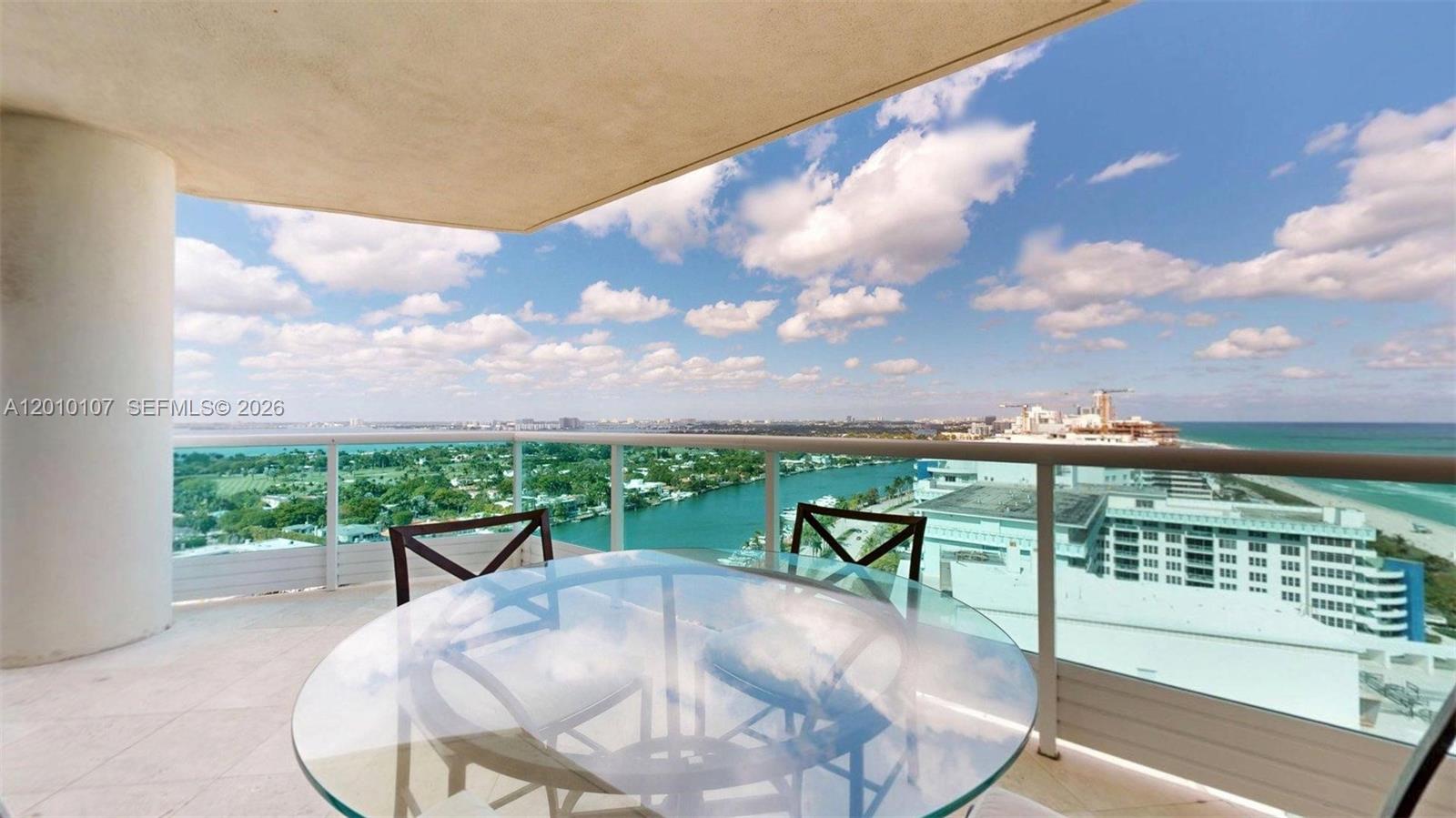 CAPOBELLA CONDO - Residential