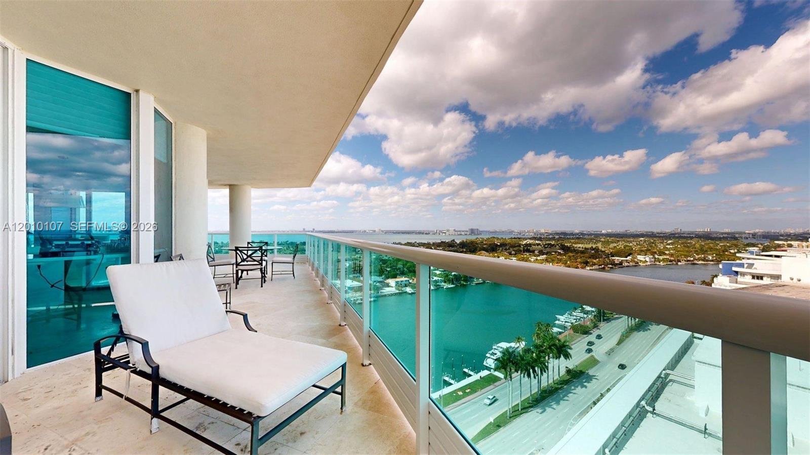 CAPOBELLA CONDO - Residential