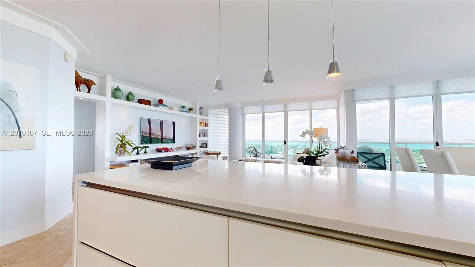 CAPOBELLA CONDO - Residential