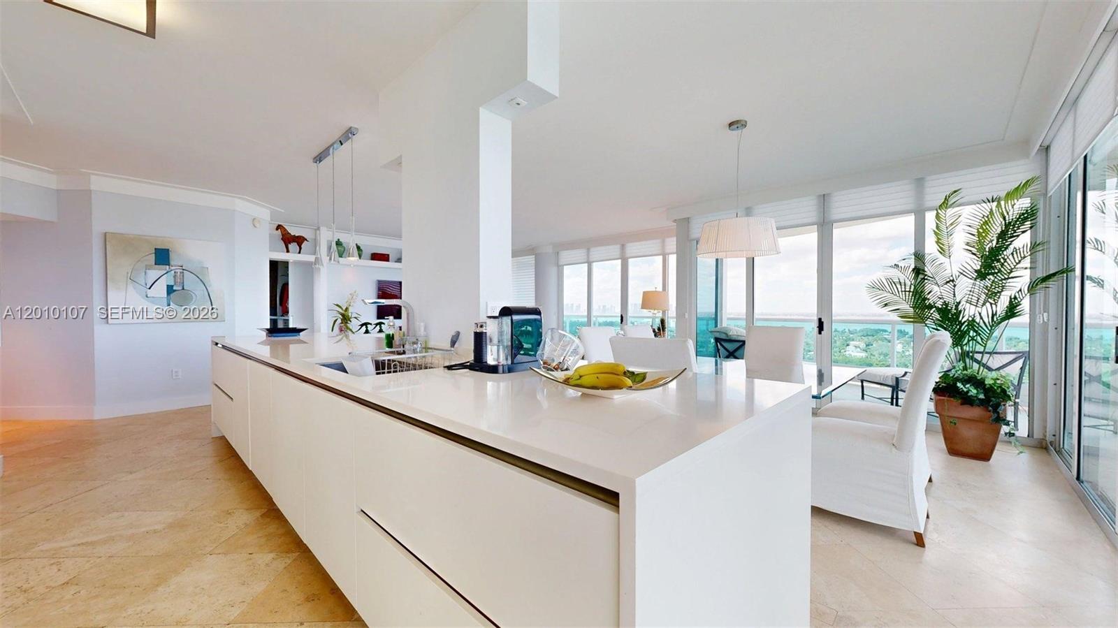 CAPOBELLA CONDO - Residential