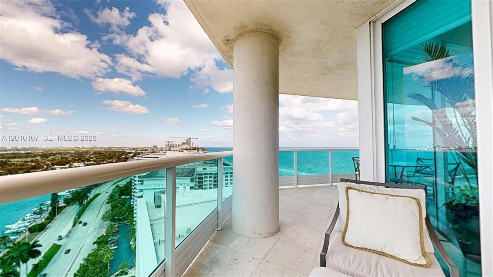 CAPOBELLA CONDO - Residential
