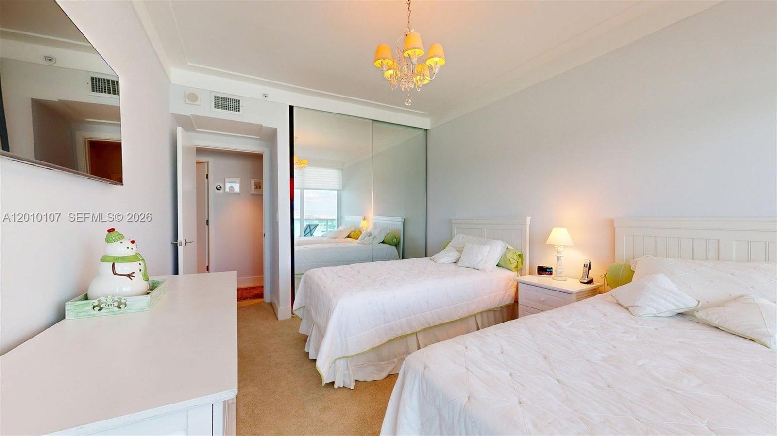 CAPOBELLA CONDO - Residential
