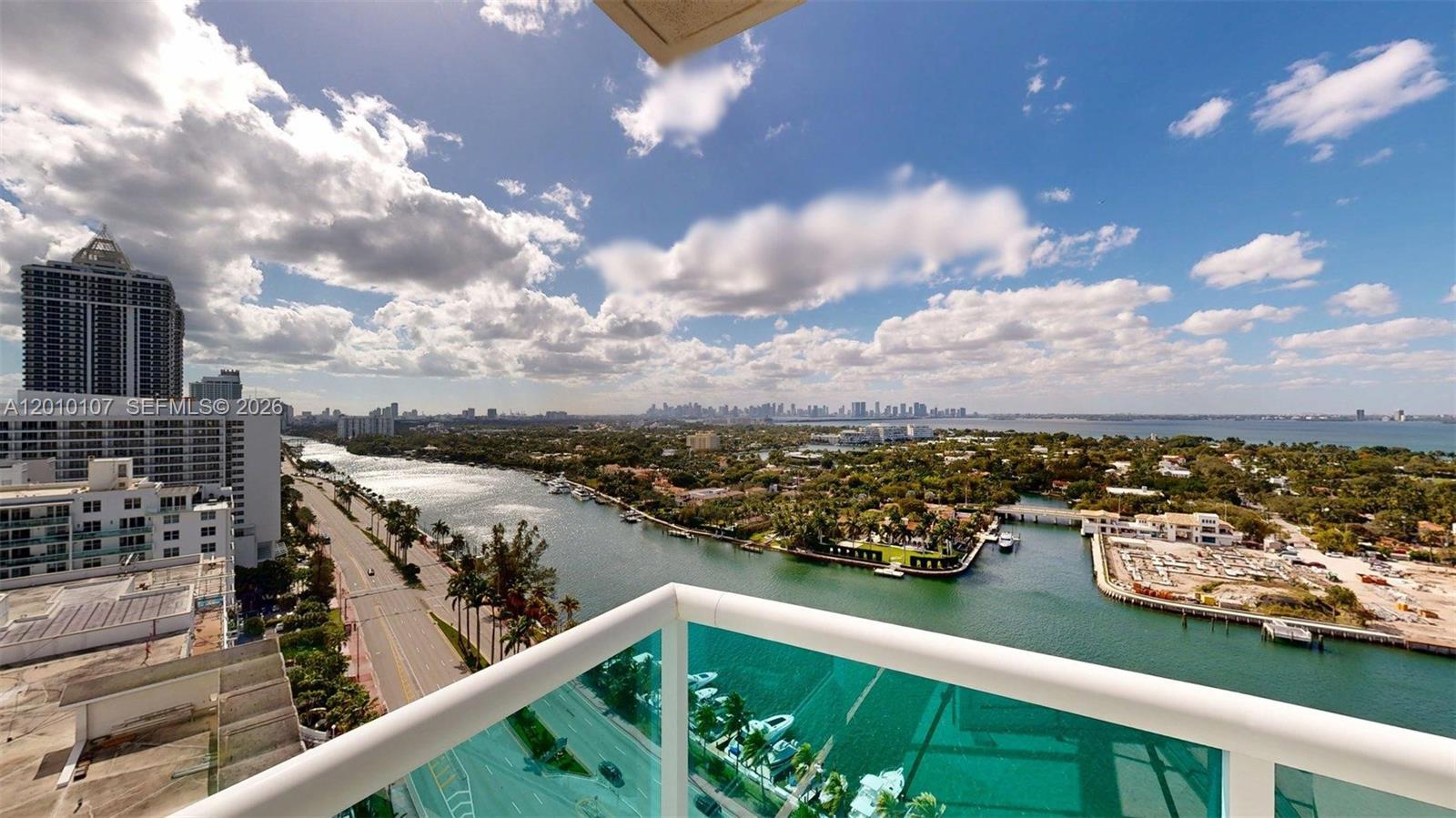 CAPOBELLA CONDO - Residential