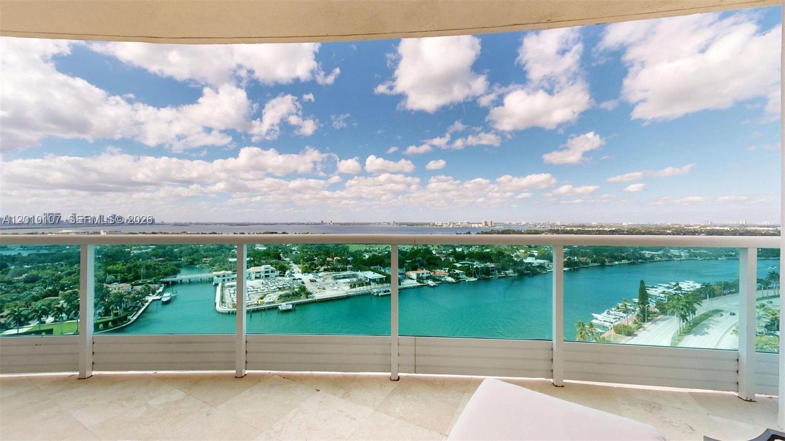 CAPOBELLA CONDO - Residential