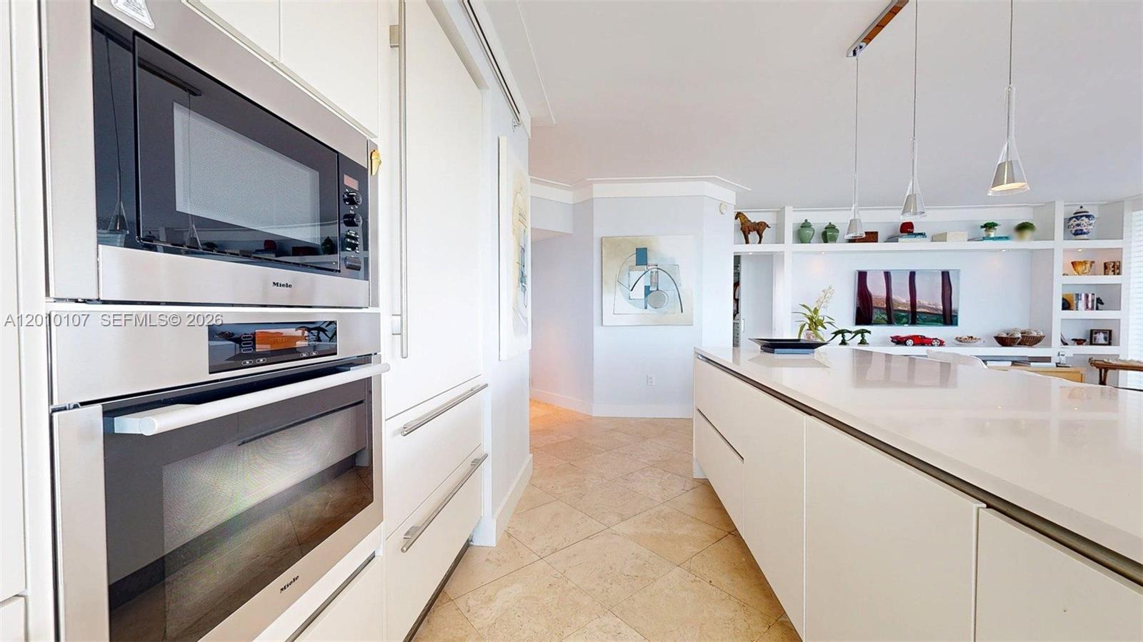 CAPOBELLA CONDO - Residential