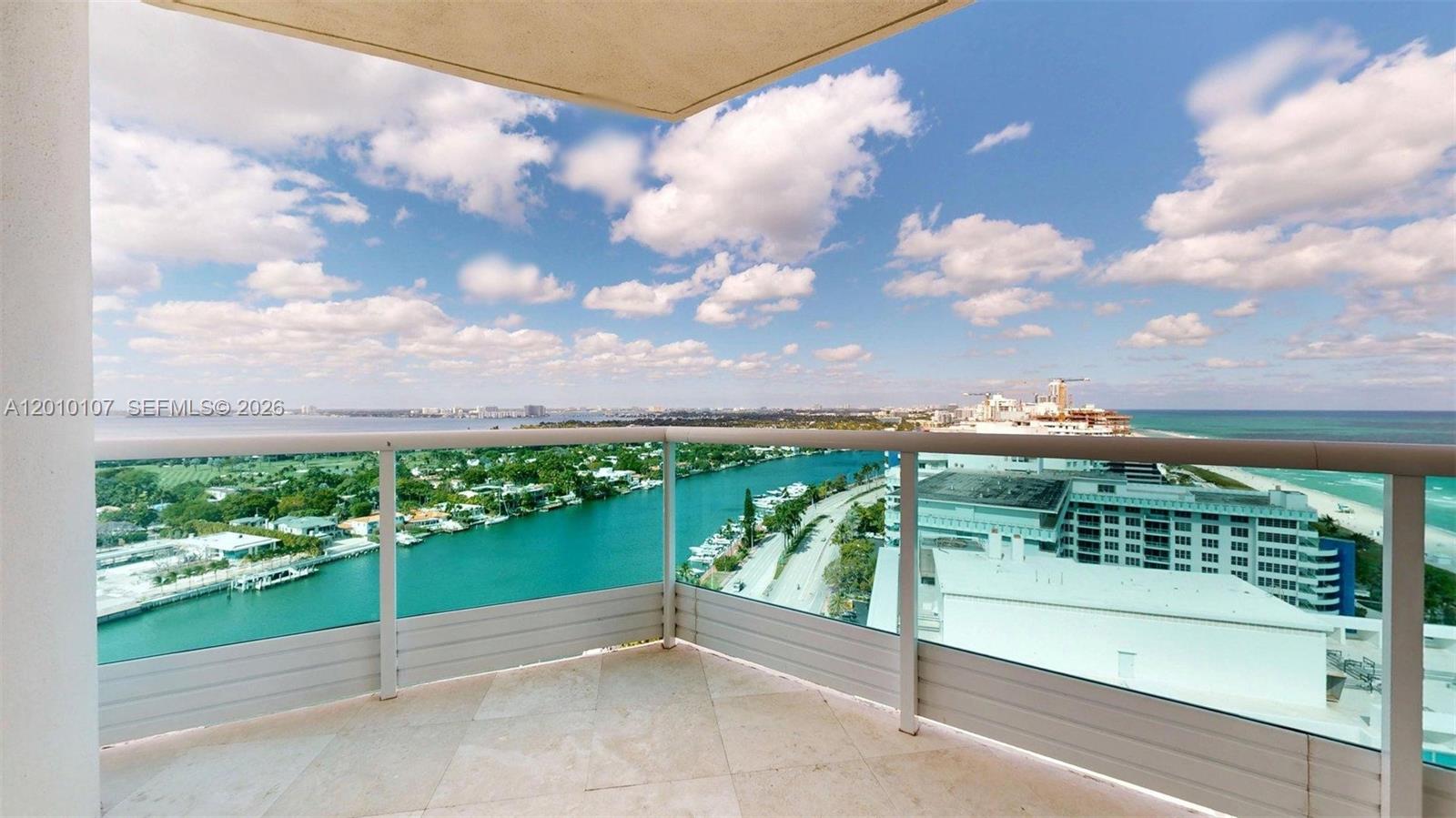CAPOBELLA CONDO - Residential