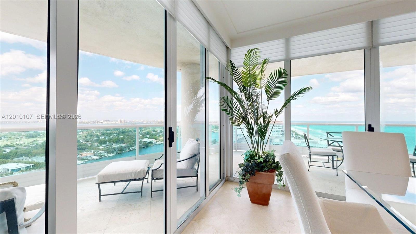 CAPOBELLA CONDO - Residential