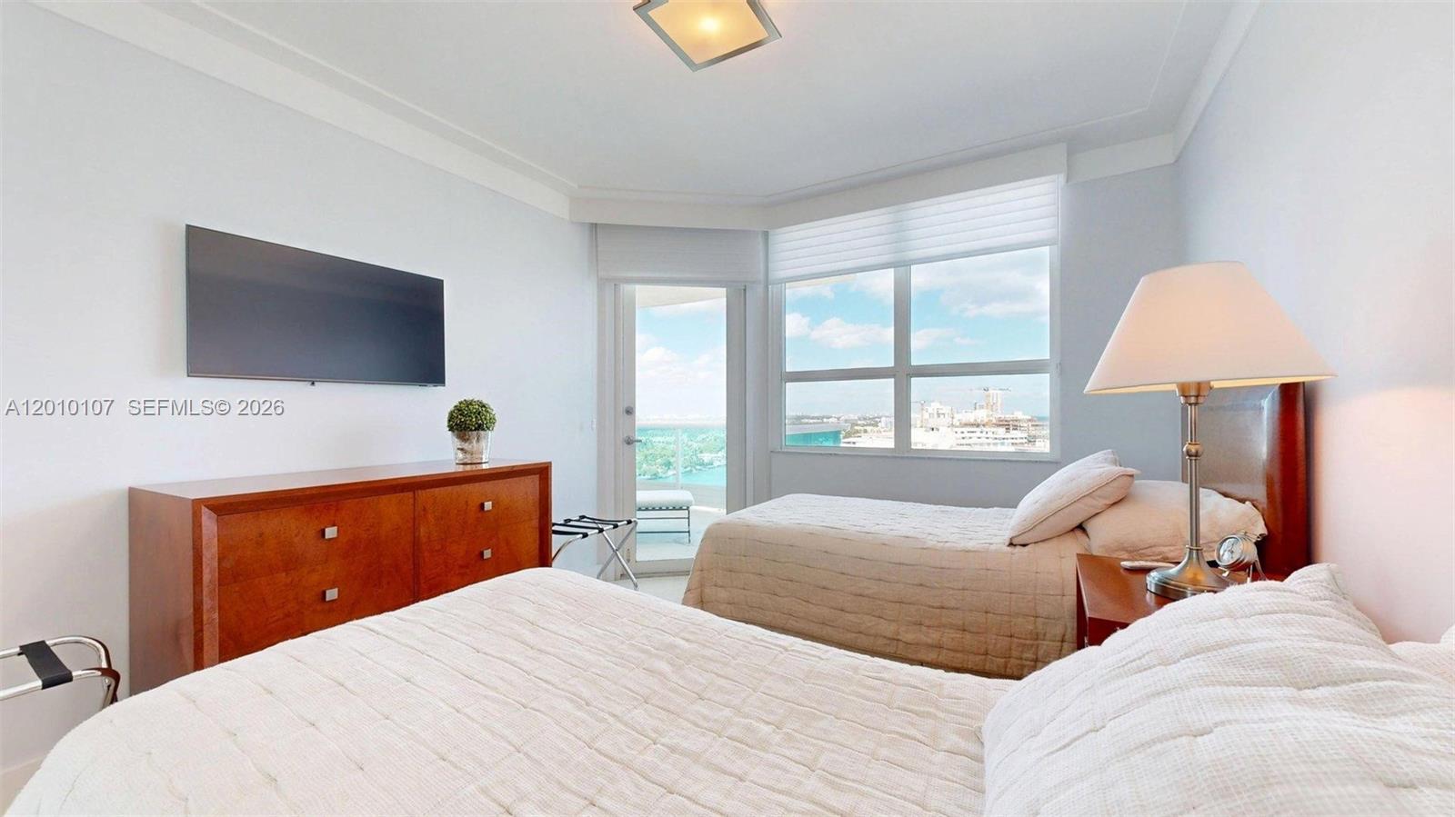 CAPOBELLA CONDO - Residential
