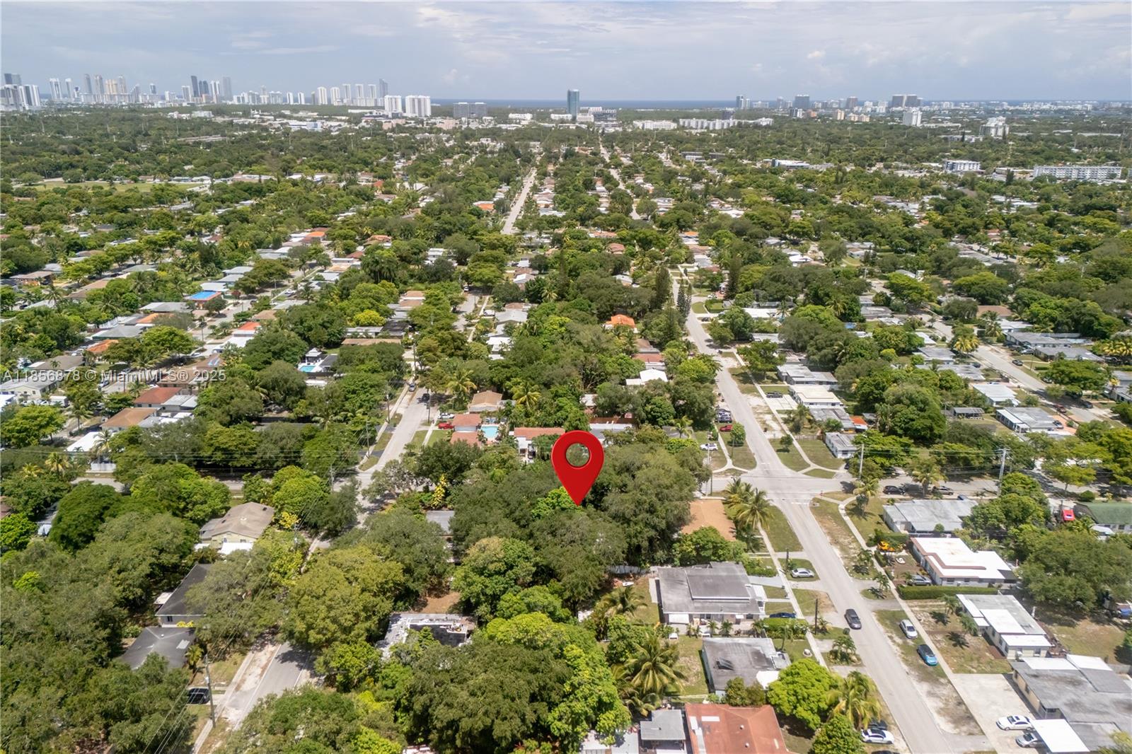 Investor Special – Prime North Miami Redevelopment Opportunity Incredible chance to reimagine or rebuild in the
heart of North Miami. Located at 14350 NE 8 Ave, this property is being sold as-is and is in poor condition with no
A/C and significant interior debris. Ideal for experienced investors or builders looking for a fix & flip project or a
new construction opportunity. Situated on a spacious lot in an area seeing major growth and development. New
homes are rising nearby, making this the perfect time to invest.