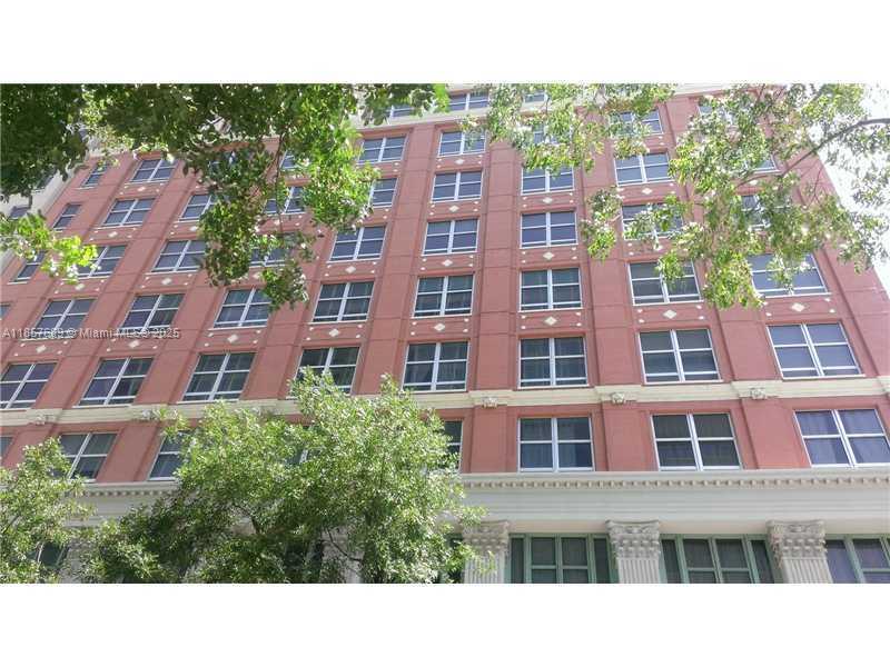 Wonderful apartment in a great historic building completely renovated. This is a 1 bed 1 bath with a perfect location in downtown, within walking distance to Brickell, Bayside and Biscayne Blvd . Title floors, granite countertops and stainless steel appliances. Washer & Dryer inside apartment. Building has a gym and party room. No parking garage in the building.
