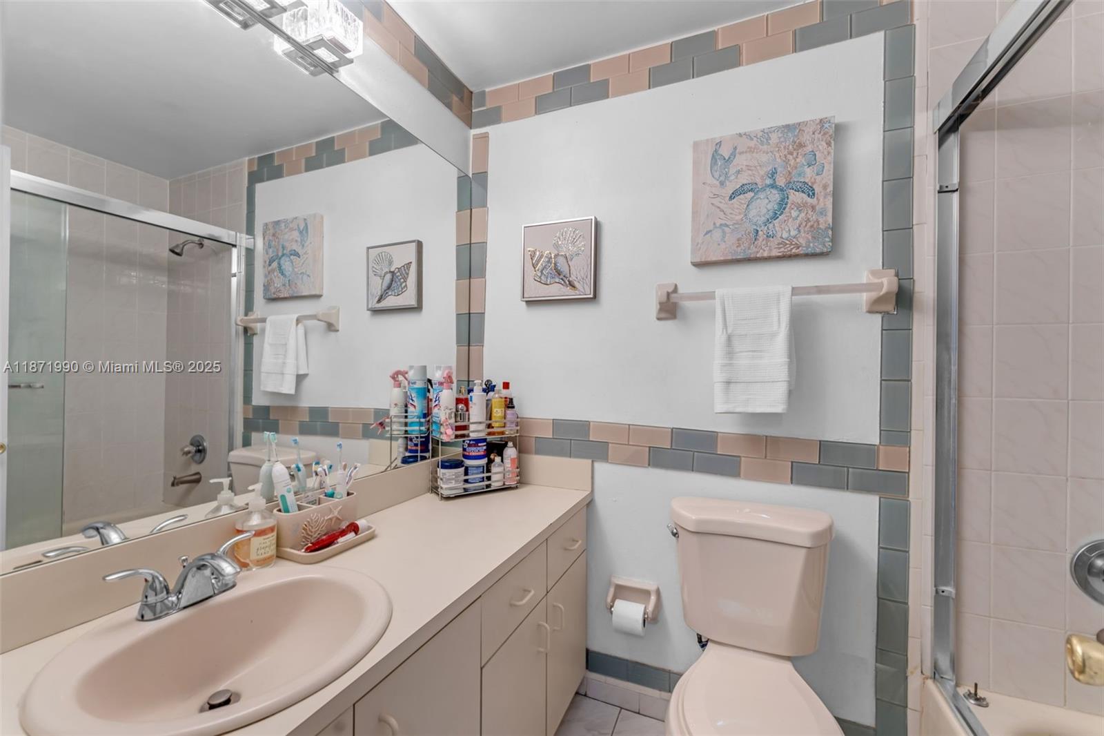 WEST GARDEN HOMES AT LAGO - Residential