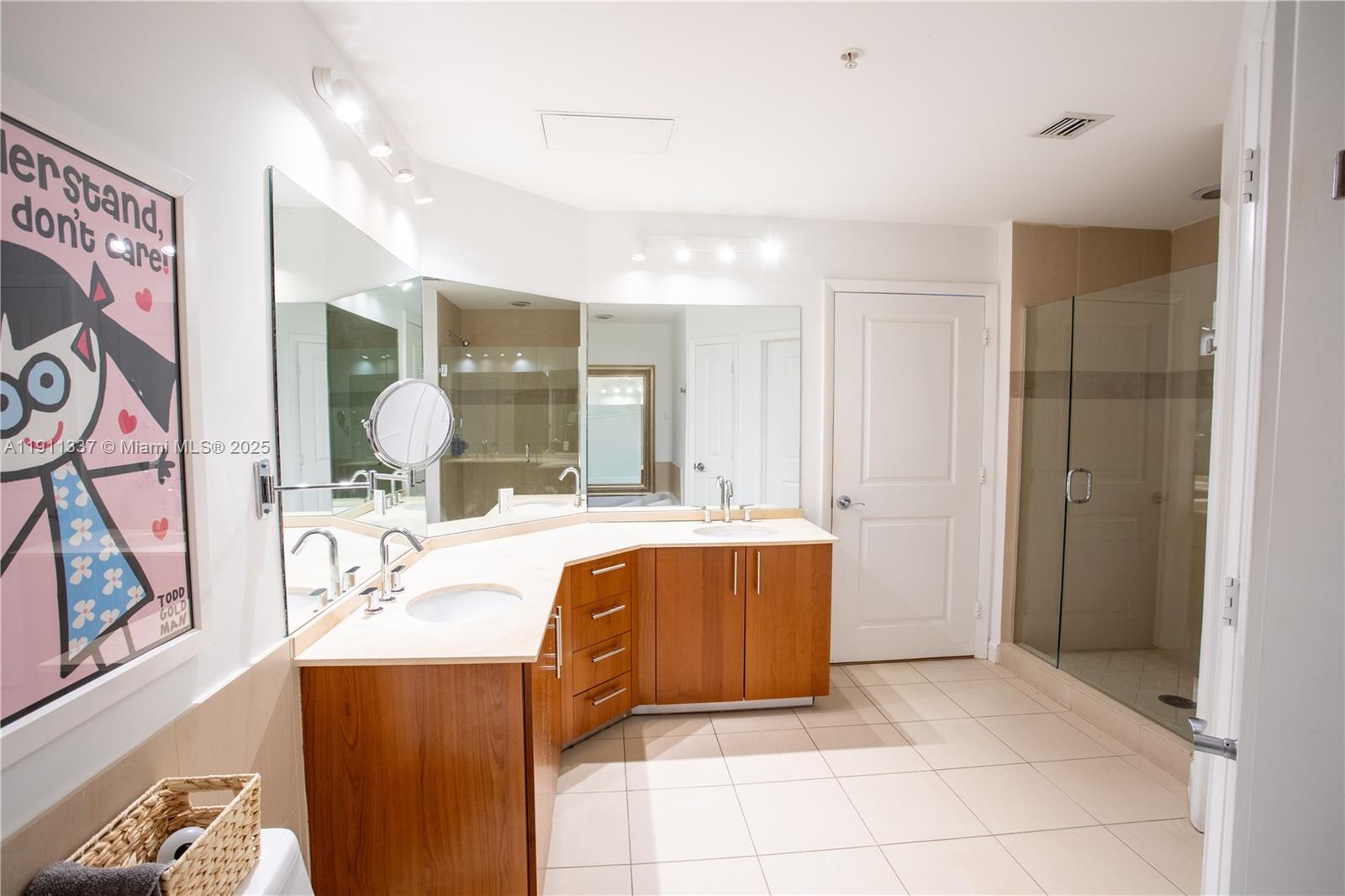 OCEAN MARINE YACHT CLUB C - Residential