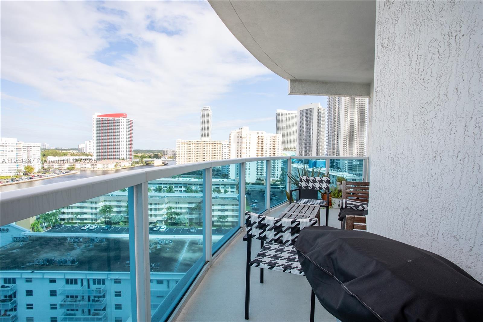 OCEAN MARINE YACHT CLUB C - Residential