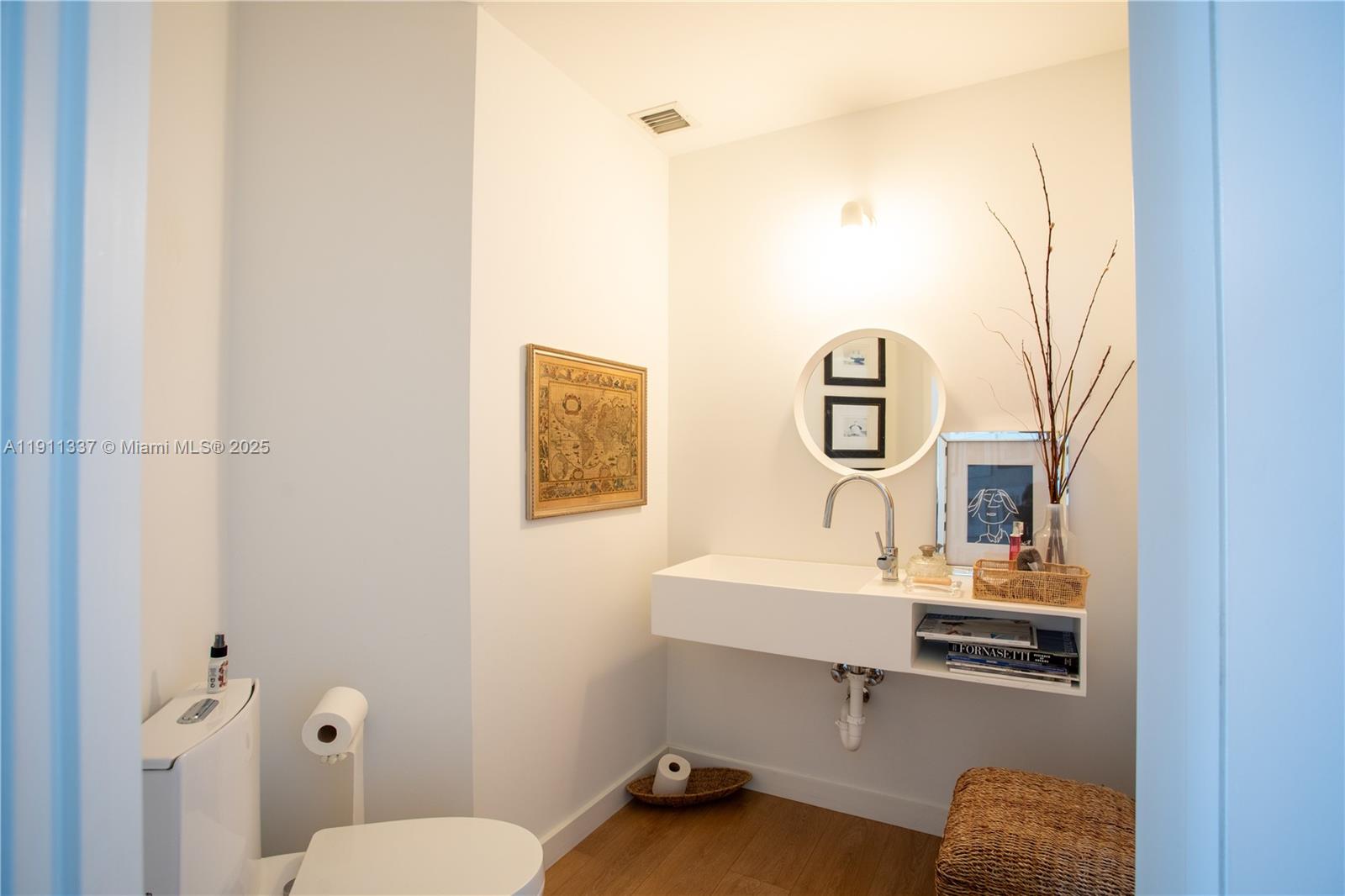 OCEAN MARINE YACHT CLUB C - Residential