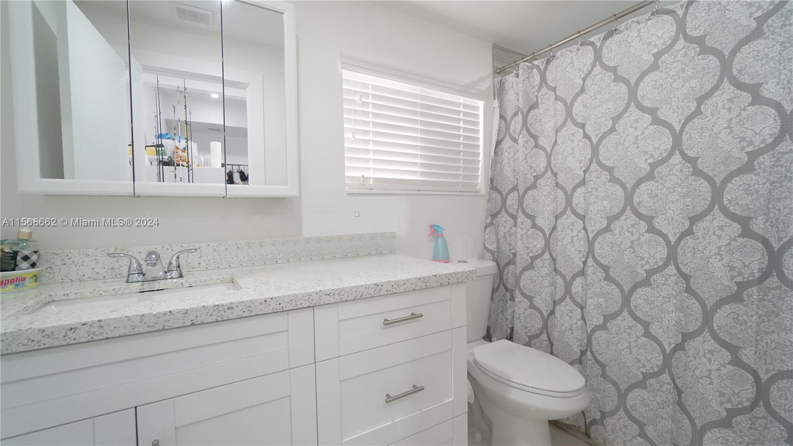 FAIRLAWN ESTS 1ST ADDN - Residential