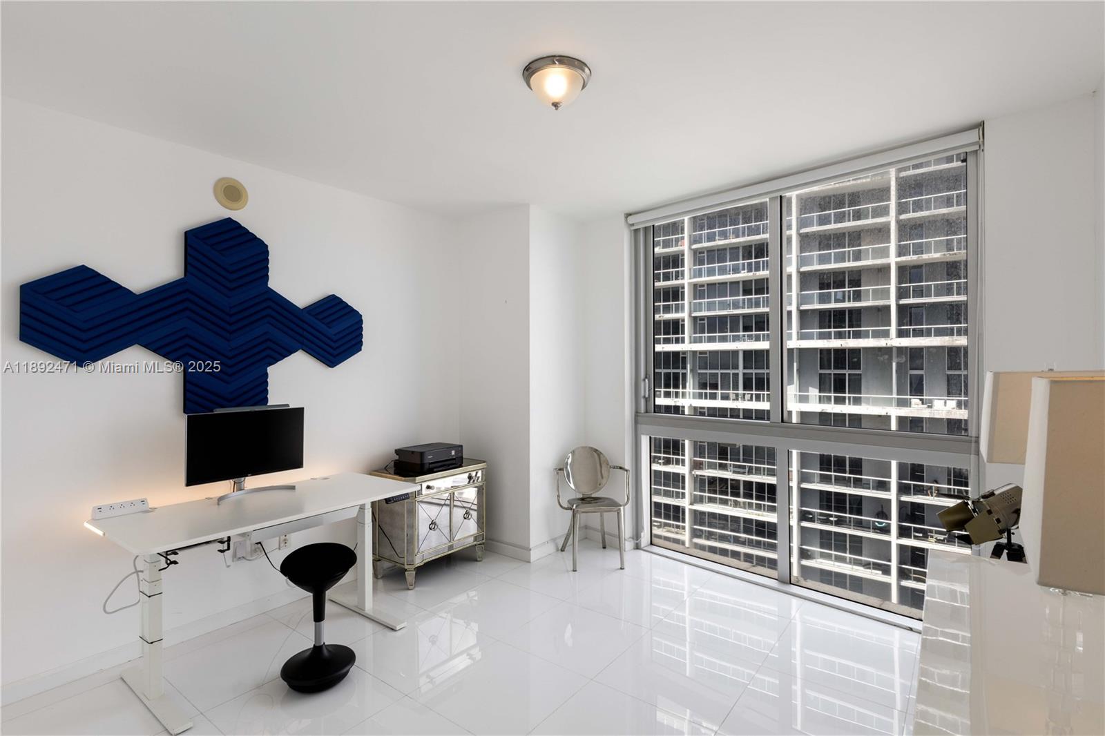 ICONBRICKELL CONDO NO 1 - Residential