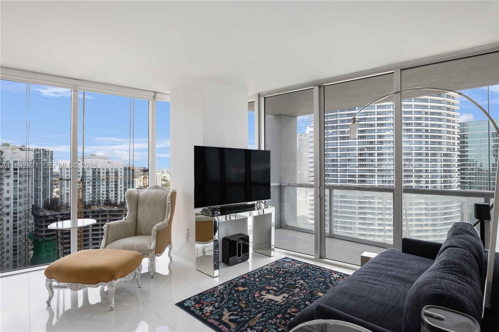 ICONBRICKELL CONDO NO 1 - Residential