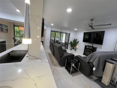 1430 Sheridan St 22G Hollywood FL 33020