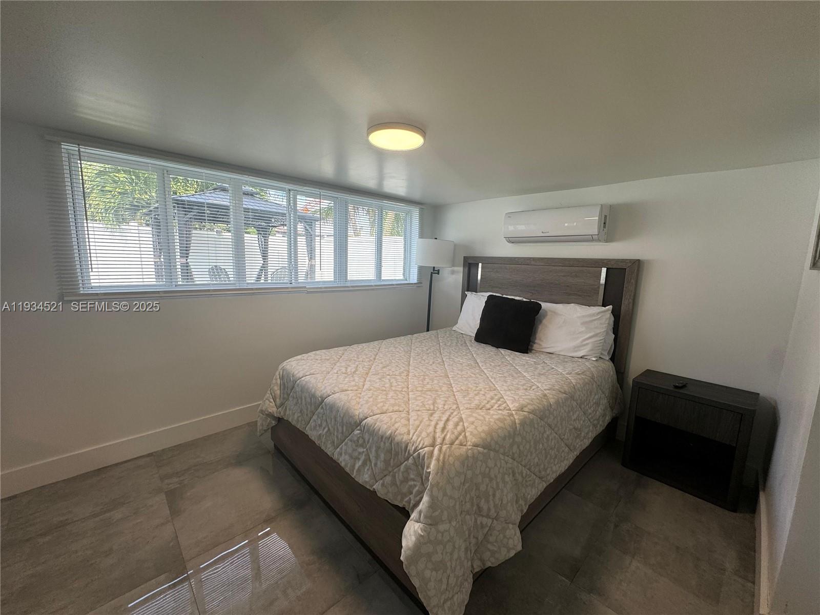 CLAIR LAKE - Residential Lease